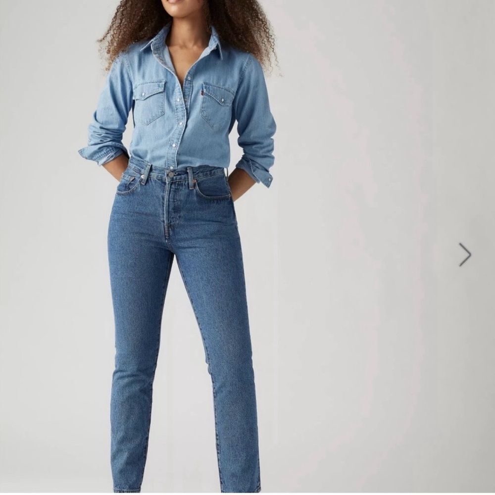 Levi's 501 Originals High Rise Women  Fit Denim Jeans Classic Blue New. 25 X32.